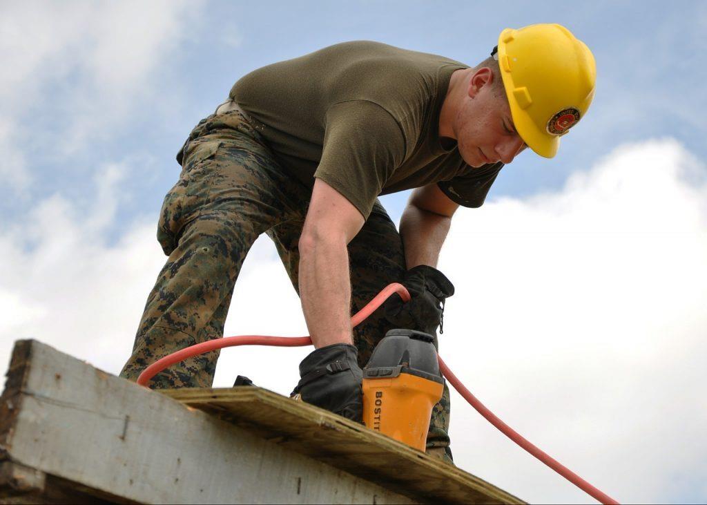 builder using equipment